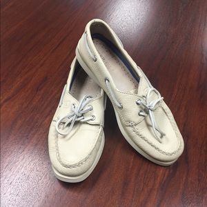 Sperry Top-Siders W 7.5 Cream Gently Used